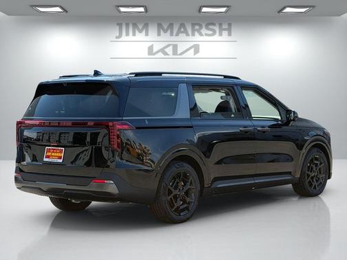 Aurora Black Pearl 2026 Kia Carnival SX Prestige