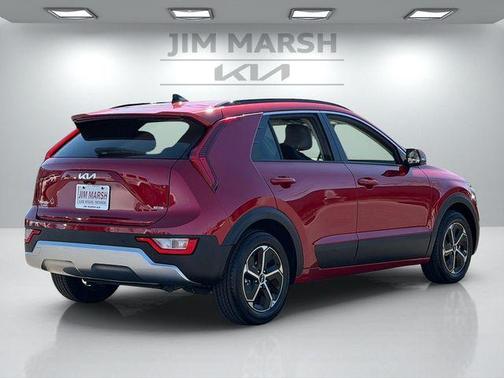 2024 Kia Niro EX