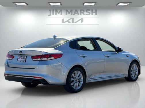 Sparkling Silver 2017 Kia Optima LX