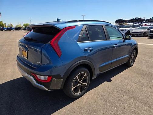 2025 Kia Niro EX