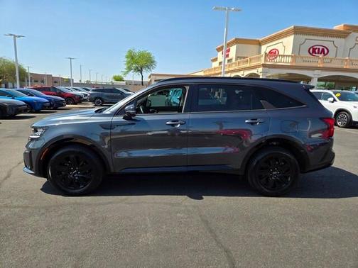 2023 Kia Sorento S