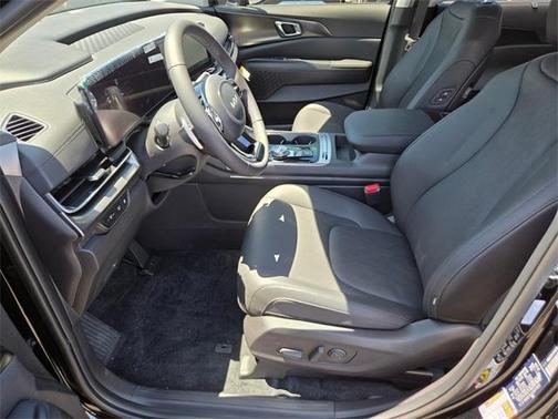 2025 Kia Carnival Hybrid SX