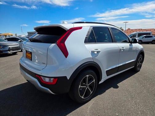 2025 Kia Niro Plug-In Hybrid EX