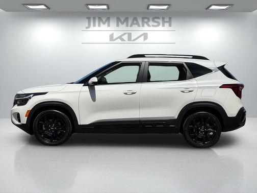Snow White Pearl 2024 Kia Seltos X-Line