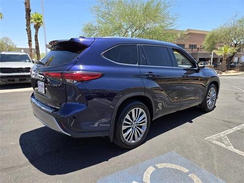 2021 Toyota Highlander Platinum