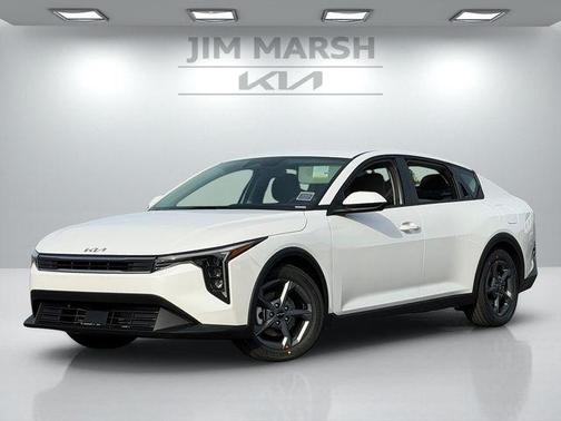 Snow White Pearl 2026 Kia K4 LXS