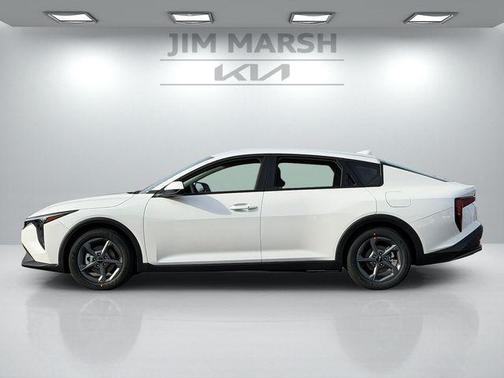 Snow White Pearl 2026 Kia K4 LXS