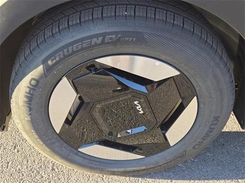 2026 Kia EV9 Light Short Range