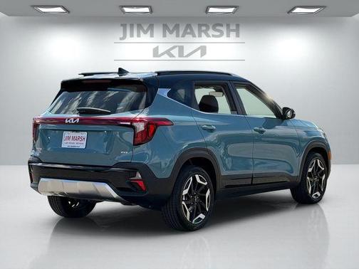 Blue Black 2024 Kia Seltos SX