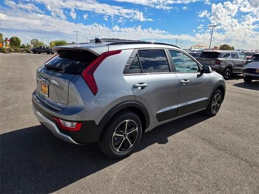 2025 Kia Niro EX