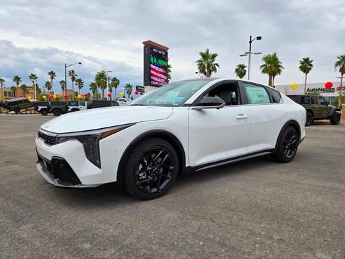 2025 Kia K4 GT-Line Turbo