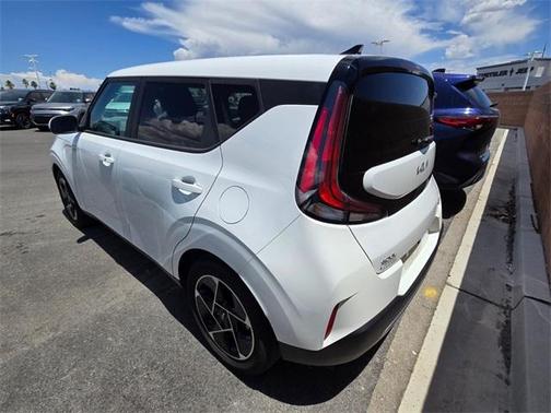 2024 Kia Soul EX