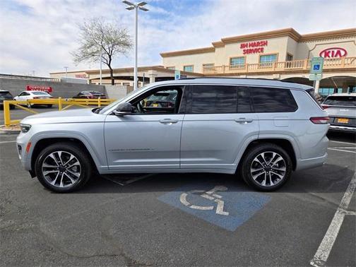 2023 Jeep Grand Cherokee L Overland
