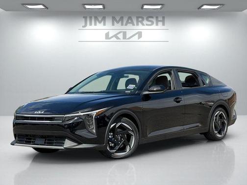 Aurora Black Pearl 2026 Kia K4 EX