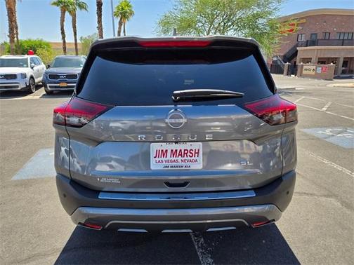 2022 Nissan Rogue SL