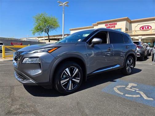 2022 Nissan Rogue SL