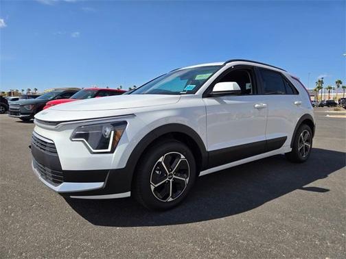 2025 Kia Niro LX