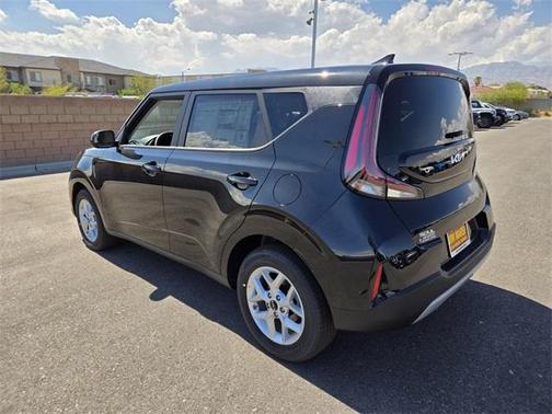 2025 Kia Soul LX