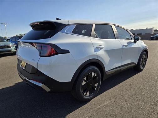 2026 Kia Sportage Hybrid LX