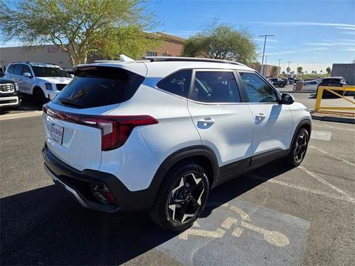 2024 Kia Seltos EX