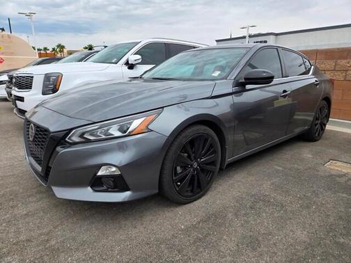 2022 Nissan Altima 2.5 SR