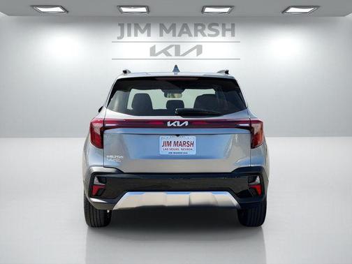 Steel Gray 2024 Kia Seltos EX