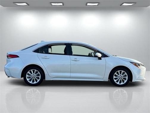 2020 Toyota Corolla XLE