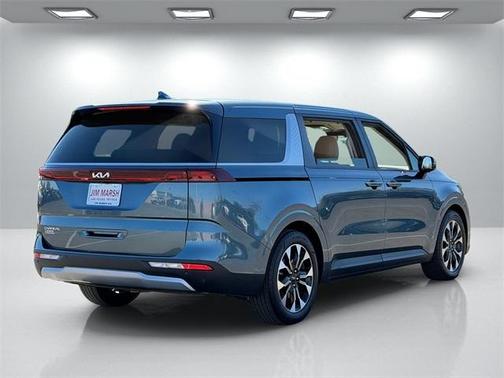 2023 Kia Carnival EX