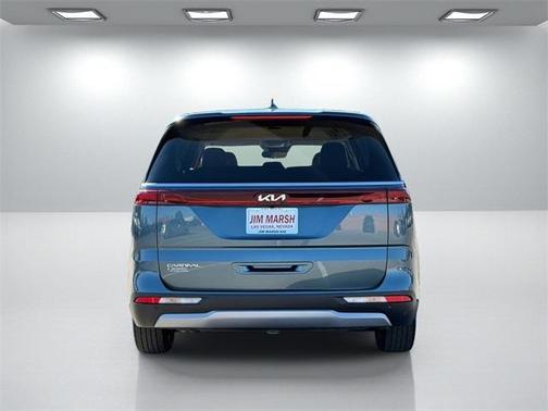 2023 Kia Carnival EX