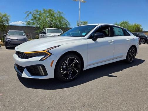 2025 Kia K5 GT-Line