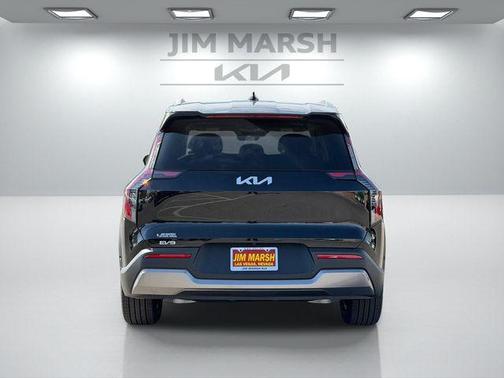 Ebony Black 2026 Kia EV9 Wind