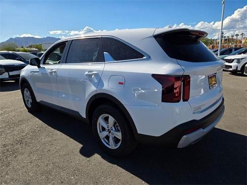 2026 Kia Sorento LX