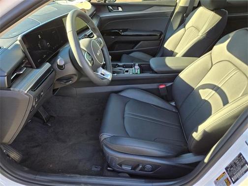 2025 Kia K5 EX