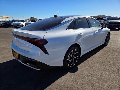 2025 Kia K5 EX