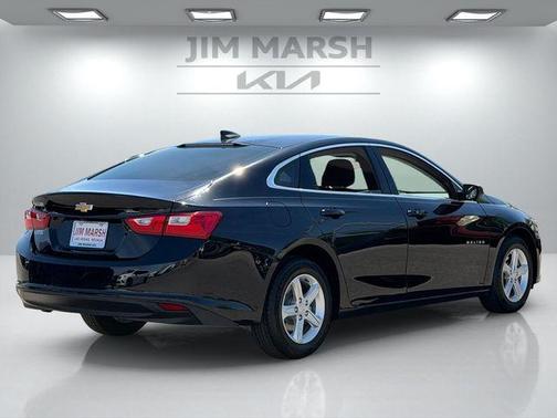 Mosaic Black Metallic 2020 Chevrolet Malibu 1LS