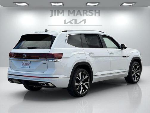 Opal White Pearl 2024 Volkswagen Atlas 2.0T SEL Premium R-Line