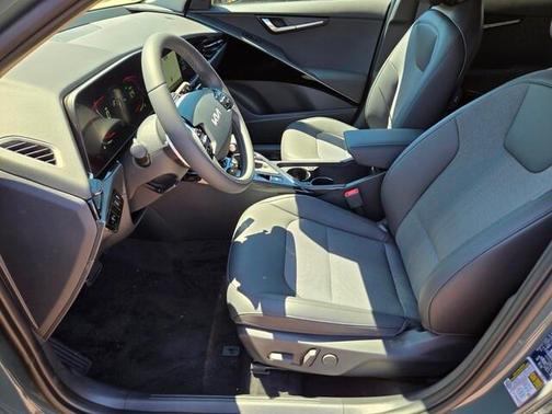 2025 Kia Niro EX