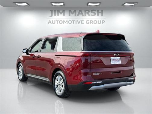 2023 Kia Carnival LX