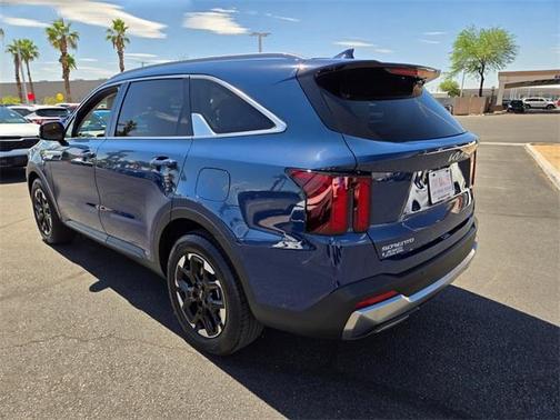 2024 Kia Sorento S