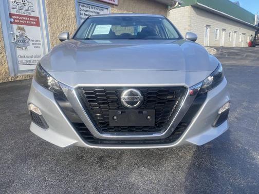 2022 Nissan Altima S FWD