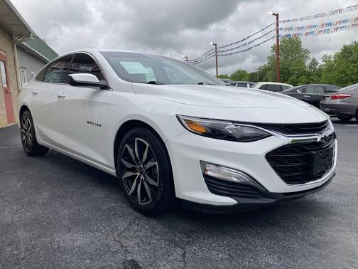 2021 Chevrolet Malibu FWD RS