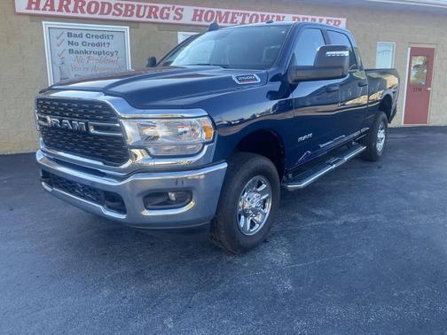 2024 RAM 2500 Big Horn Crew Cab 4x4 6'4' Box