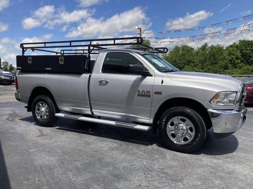 2017 RAM 2500 SLT Regular Cab 4x2 8' Box