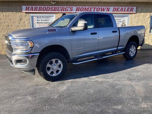 2024 RAM 2500 Big Horn Crew Cab 4x4 6'4' Box