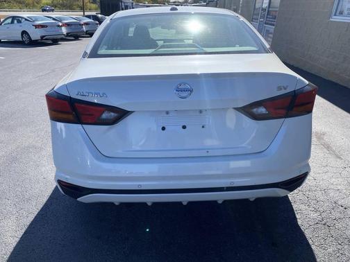 2022 Nissan Altima 2.5 SV