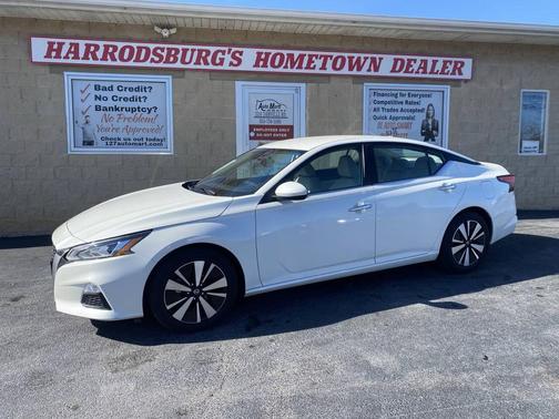 2022 Nissan Altima 2.5 SV