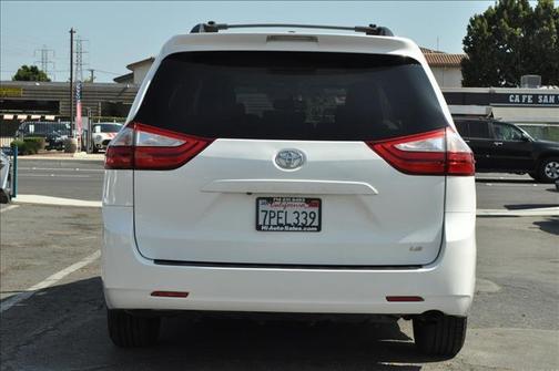 2015 Toyota Sienna LE