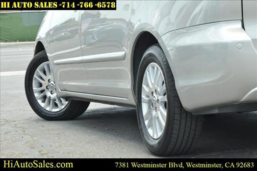 2009 Toyota Sienna XLE