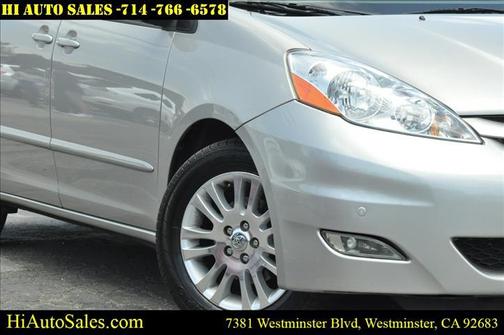 2009 Toyota Sienna XLE