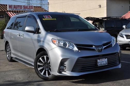 2018 Toyota Sienna XLE